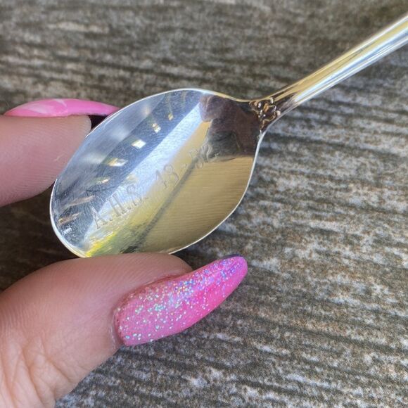 𝅺VINTAGE | 1847 AHS 48-52 Collector Spoon #5 - Picture 2 of 5